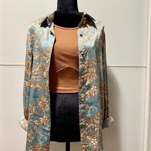 Emery Rose Floral Patterned Button Down Shirt